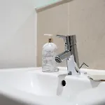 - Meets Nature - Riverside - Sleeps 8 - Balcony Leeds (West Yorkshire)