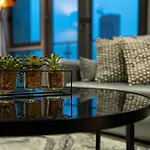 Appartement - Meets Nature - Riverside - Sleeps 8 - Balcony *