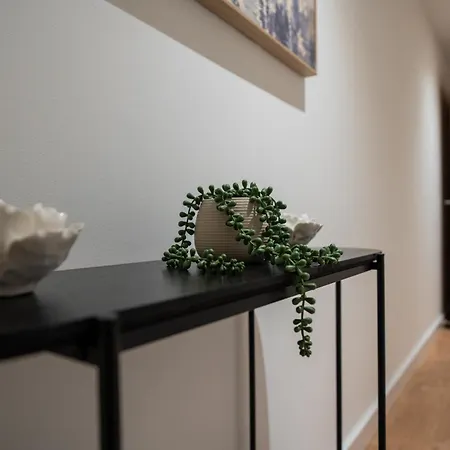 - Meets Nature - Riverside - Sleeps 8 - Balcony 公寓 利兹