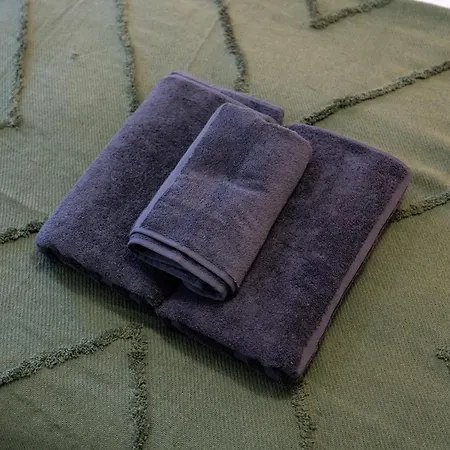 公寓 - Meets Nature - Riverside - Sleeps 8 - Balcony *