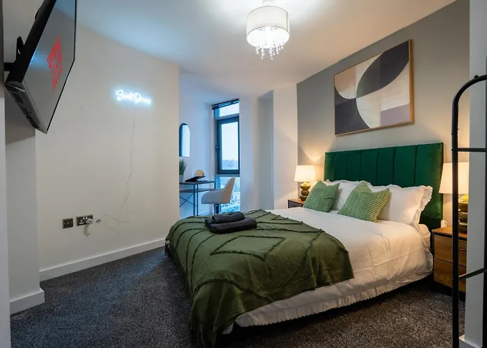 - Meets Nature - Riverside - Sleeps 8 - Balcony Appartement *