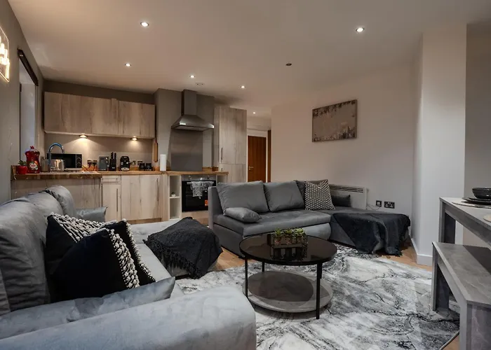 - Meets Nature - Riverside - Sleeps 8 - Balcony Appartement