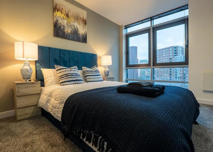 Apartamento - Meets Nature - Riverside - Sleeps 8 - Balcony