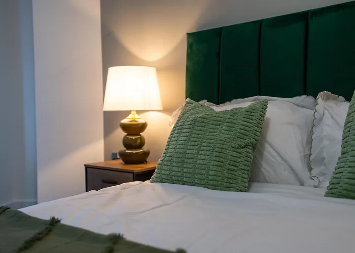 - Meets Nature - Riverside - Sleeps 8 - Balcony Apartamento *