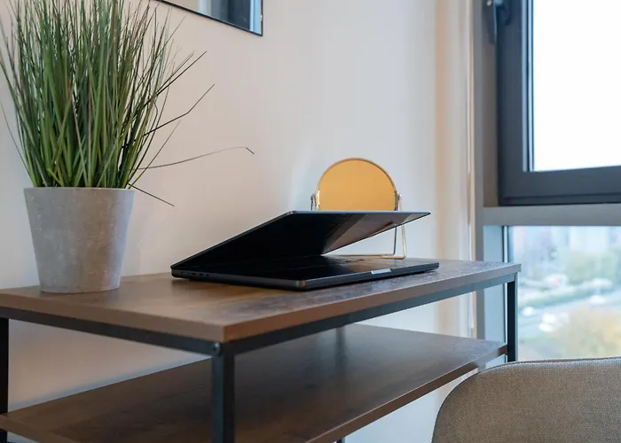 Apartamento - Meets Nature - Riverside - Sleeps 8 - Balcony